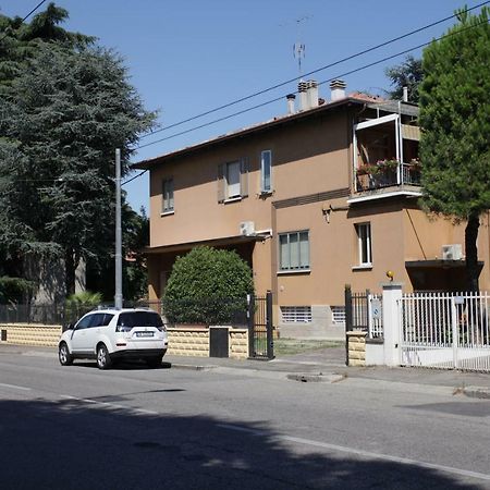 Casa Vacanze Antonia Bologna Esterno foto