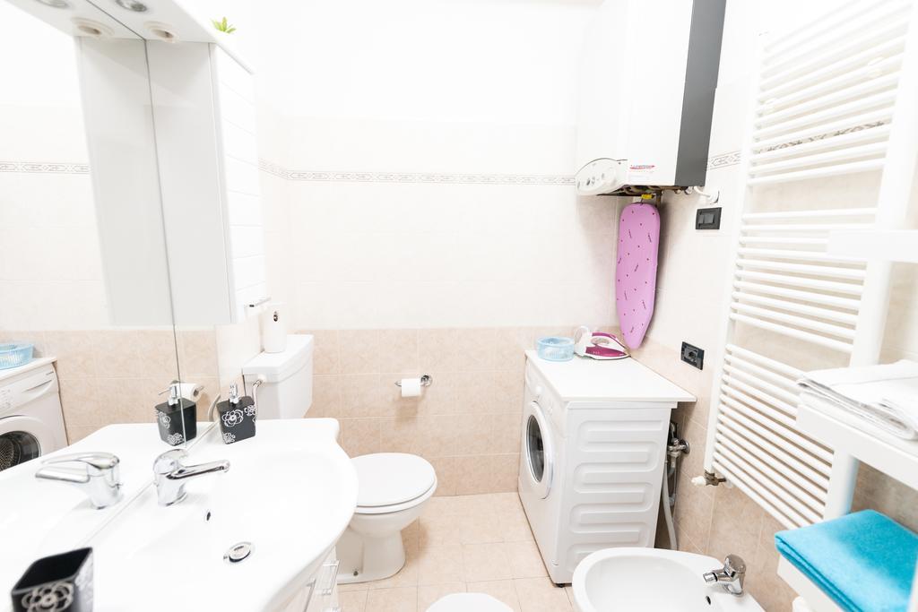 Casa Vacanze Antonia Bologna Esterno foto