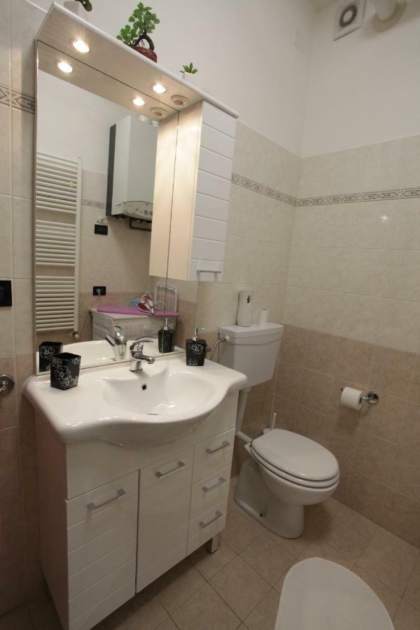 Casa Vacanze Antonia Bologna Esterno foto