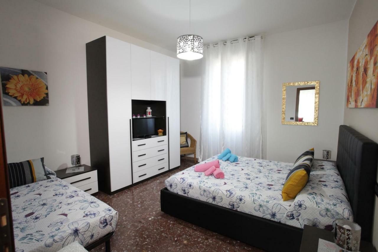 Casa Vacanze Antonia Bologna Esterno foto