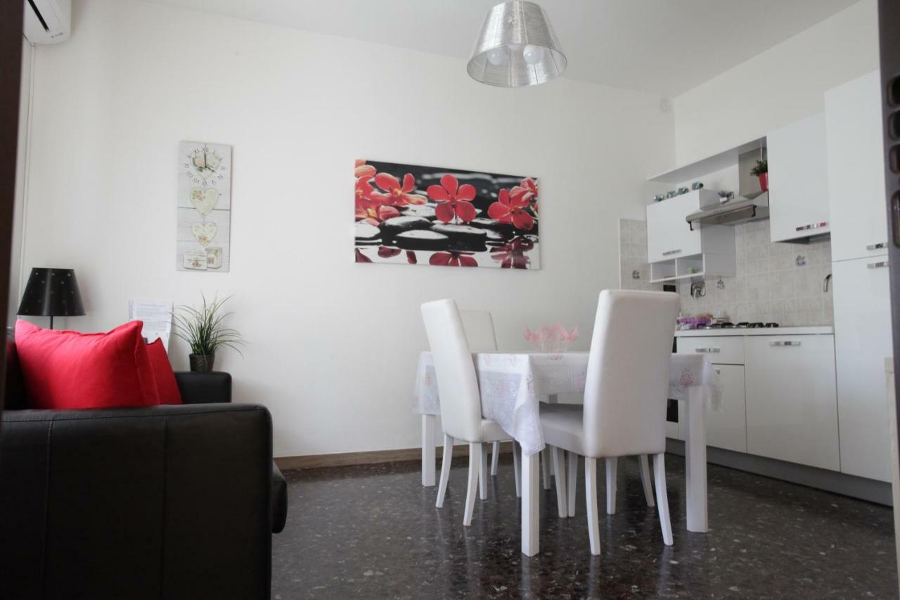 Casa Vacanze Antonia Bologna Esterno foto